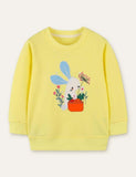 Shy Rabbit Appliqué גזר סווטשירט רקום
